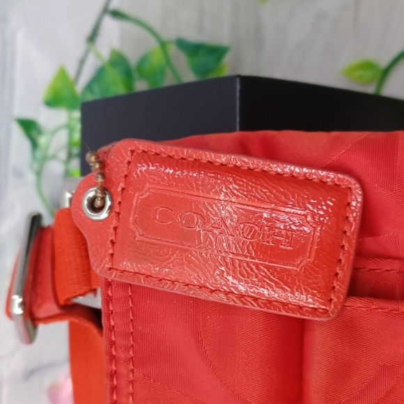 Coach F77408 Nylon Orange - Picture 2 of 13